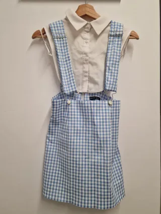 Cuello de camisa blanco falso