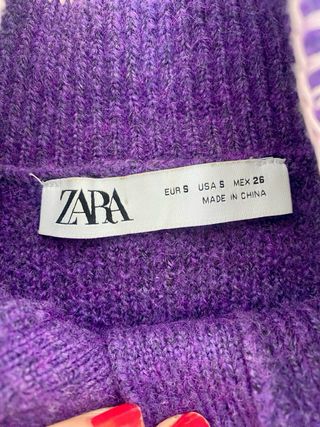 Chaqueta morada Zara