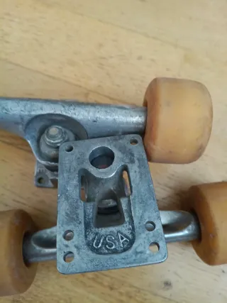 Ejes Skate Awake Venture USA