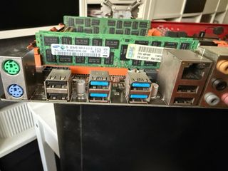 HUANANZHI X99 F8D + Xeon E5 2680 + 16Gb