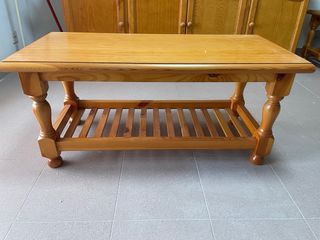 Conjunto madera pino: sofá, sillón y mesa