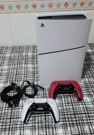 Consola PlayStation 5 con 2 mandos SIN DISCO