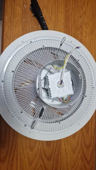 Ventilador de Techo IZOWE Inteligente con Luz