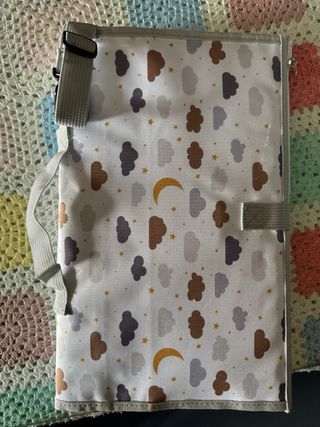 Cambiador de bebé plegable