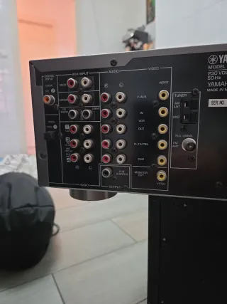 Yamaha RX-V430RDS Receptor + Subwoofer