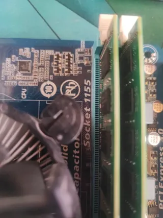 Placa Base Gigabyte, Intel CPU y WD 500GB