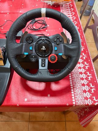 Volante Logitech G29 con Pedales y Cargador