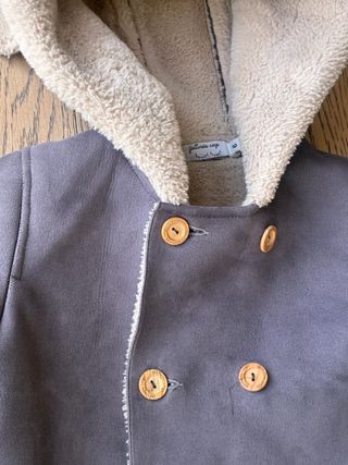 Abrigo niña piel nobuck hecho en Galicia