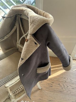 Abrigo niña piel nobuck hecho en Galicia