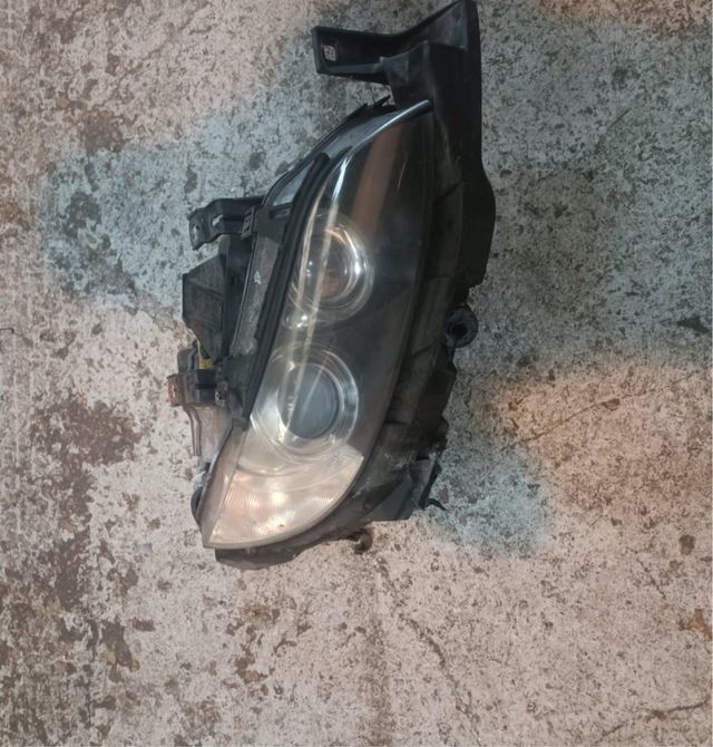 Faro Izq BMW E92 Xenon