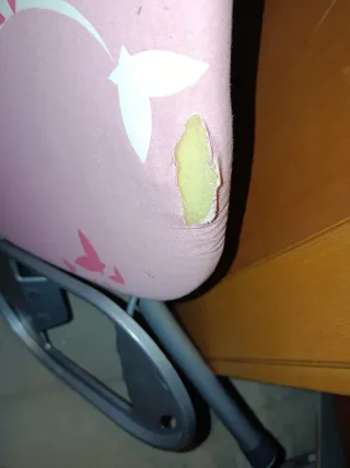 Tabla de planchar rosa con diseño