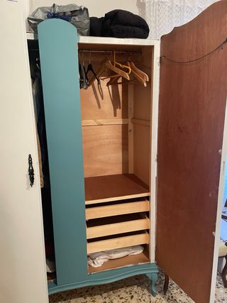 Muebles restaurados para habitación