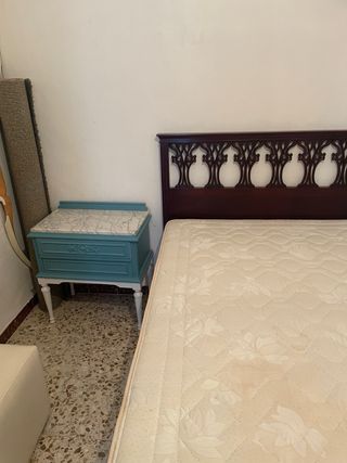 Muebles restaurados para habitación