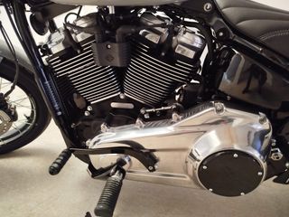 Harley Davidson Softail Street Bob 117