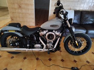 Harley Davidson Softail Street Bob 117
