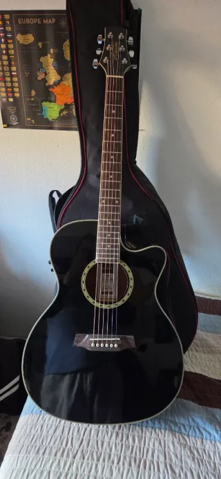 Guitarra Electroacústica Ashton Negra