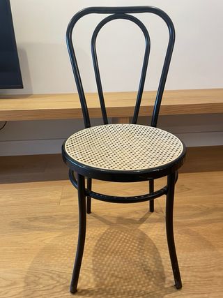 Sedie vintage in metallo con sedile in rattan