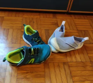 Scarpe ginnastica n. 29 + regalo scarpette mare