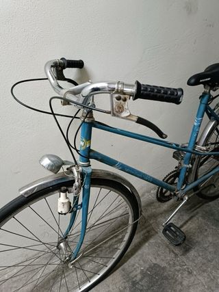 Bicicleta azul vintage