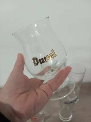 Lote 5 vasos y copas cerveza