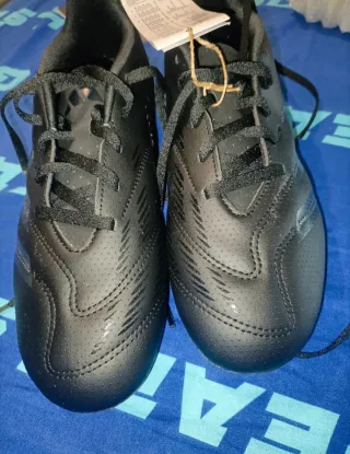 Scarpe da calcio Adidas nere