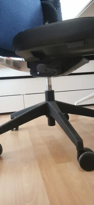 Silla de oficina ergonómica Actiu Stay