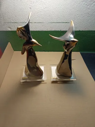Figuras Galos Oro y Platino