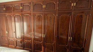 Puertas Sapelly Macizas, algunas con Cristal