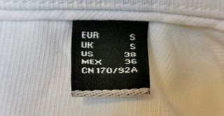 Traje azul y camisa Cortefiel