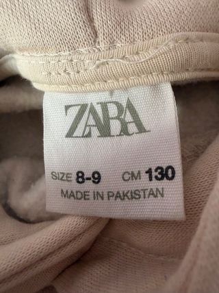 Sudadera Zara beige niña Talla 8-9 años