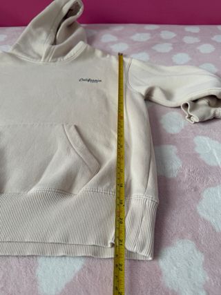 Sudadera Zara beige niña Talla 8-9 años