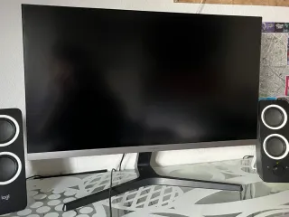 Monitor Samsung TV 4K UHD HDR 28'' in perfette condizioni