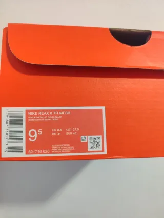 Nike Reax 8 TR Zapatillas Negras Doradas