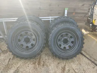 Conjunto de ruedas con llanta 235/70r16