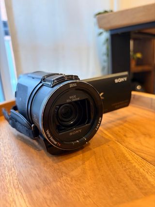 Sony Handycam FDR-AX53 4K
