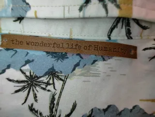 2 Camisas XXL The Wonderful Life of Humanity