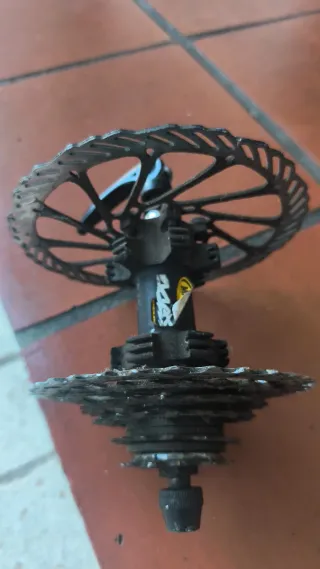 Buje Trasero Mavic Crossmax Enduro 24 Agujeros