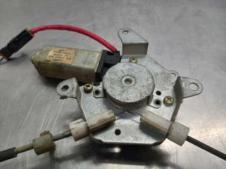 ELEVALUNAS DELANTERO DERECHO NISSAN ALMERA (N15)