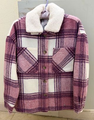 Cazadora cuadros Green Coast rosa y blanca