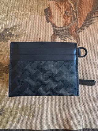 Tarjetero Montblanc con monedero de cremallera.