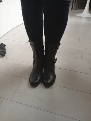 Stivali Nero Giardini donna pari al NUOVO