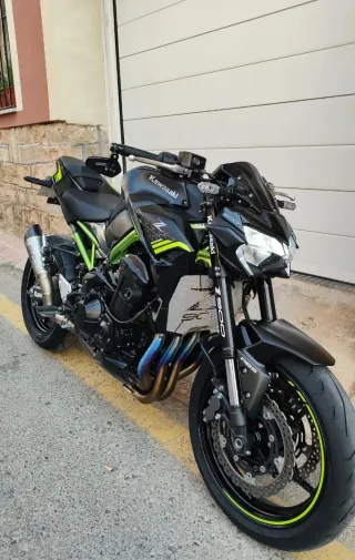 KAWASAKI Z900 A2