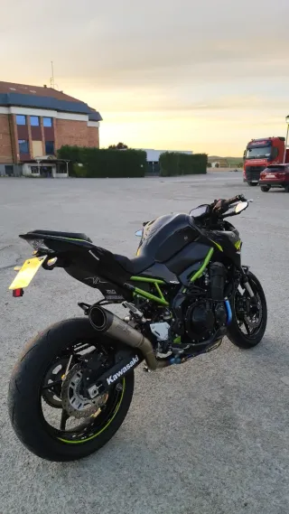 KAWASAKI Z900 A2
