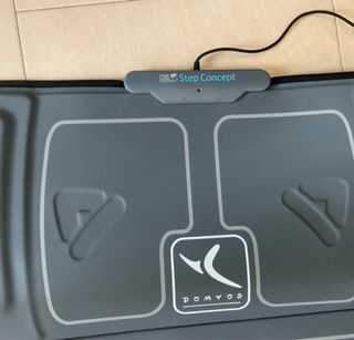 Step de ejercicio, alfombra