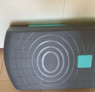 Step de ejercicio, alfombra