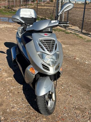 Kymco Bet&Win 250 Plata