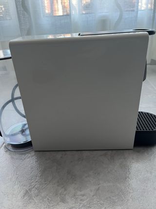 Cafetera Nespresso Blanca