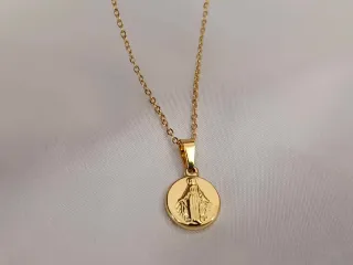 Collar Medalla virgin Acero Inoxidable Bañado Oro