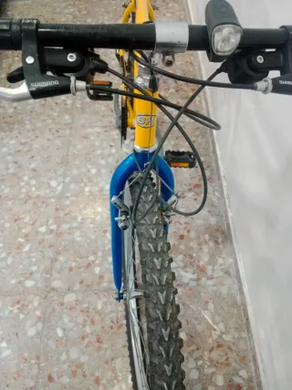 Bicicleta BH Supra Amarilla