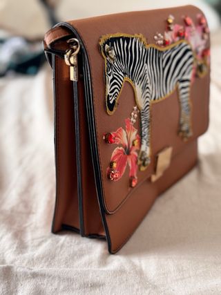 Bolso Aldo Marrón con Diseño de Cebra y Flores